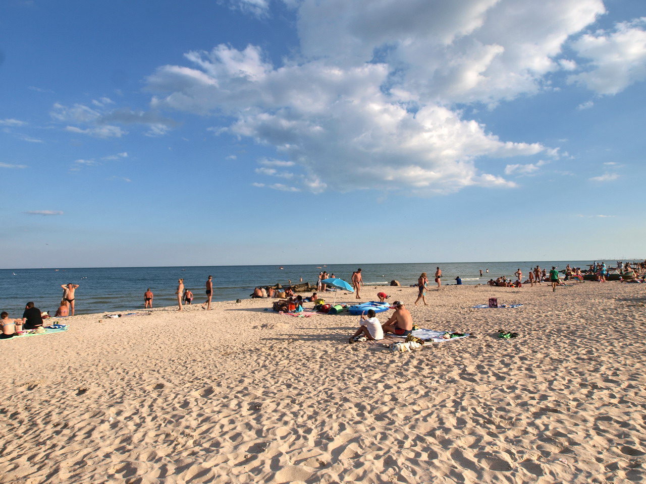 Пляж на Федотовой косе в районе Степка