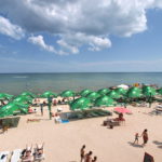 Вид на пляж и Азовское море