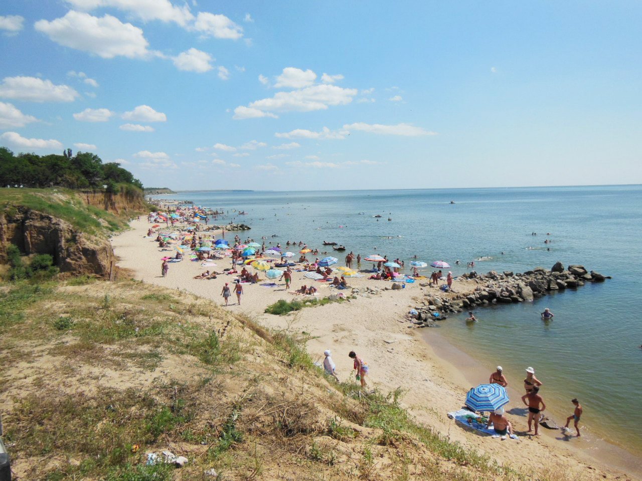 Пляж в Новопетровке
